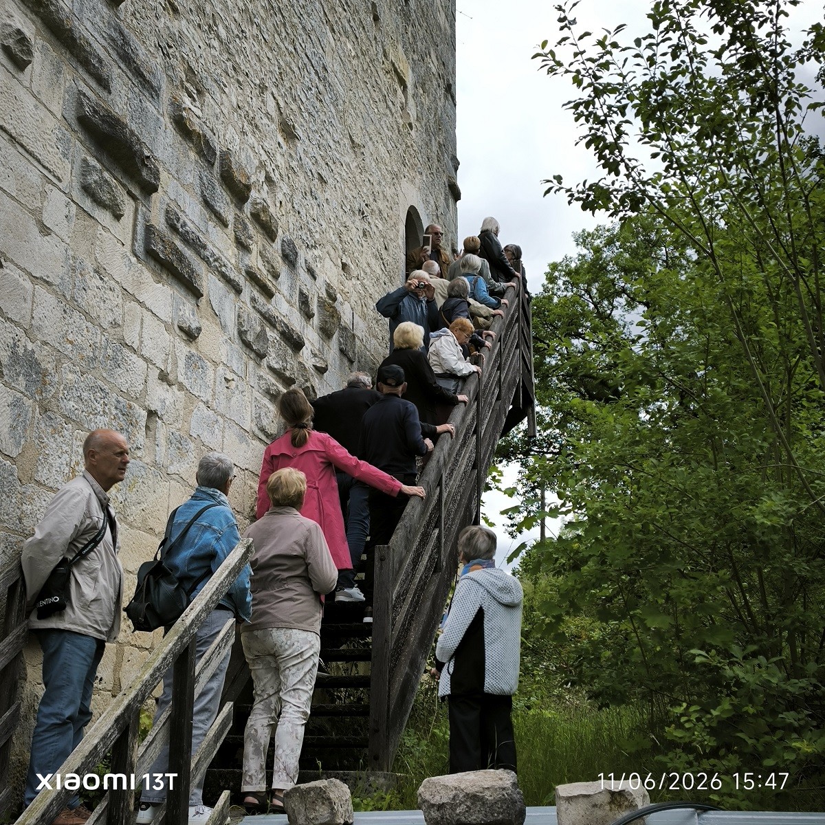 Visite d'une tour des ruines du château